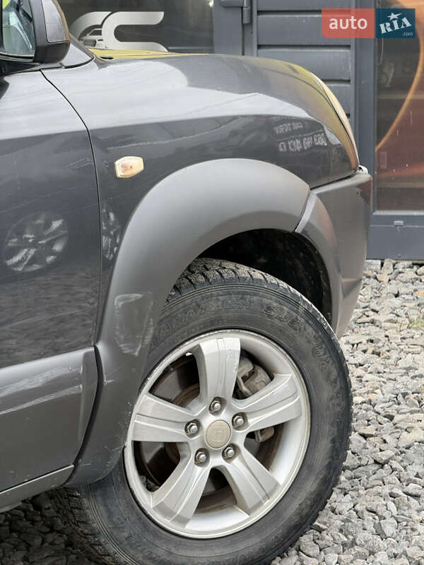 Позашляховик / Кросовер Hyundai Tucson 2009 в Стрию