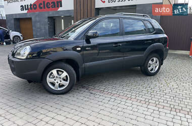 Внедорожник / Кроссовер Hyundai Tucson 2008 в 