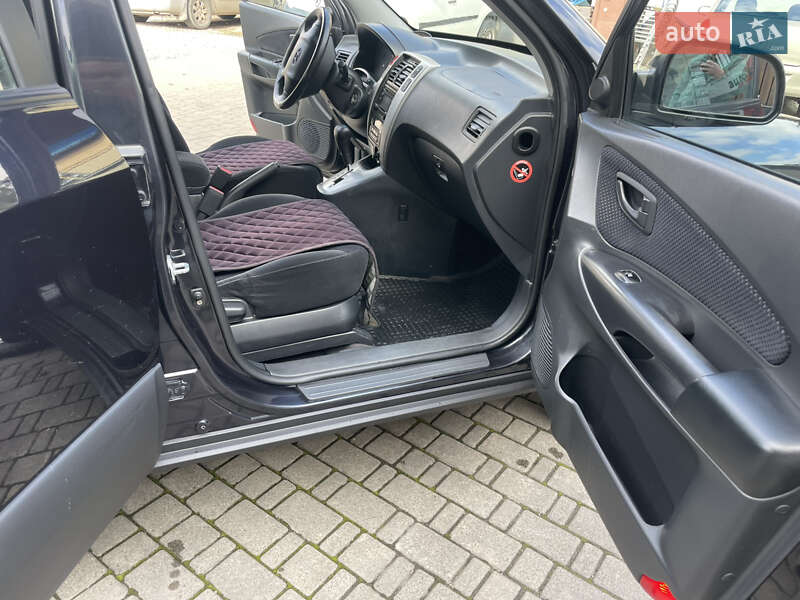 Позашляховик / Кросовер Hyundai Tucson 2008 в Івано-Франківську