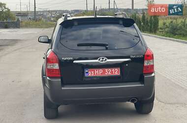 Позашляховик / Кросовер Hyundai Tucson 2006 в 