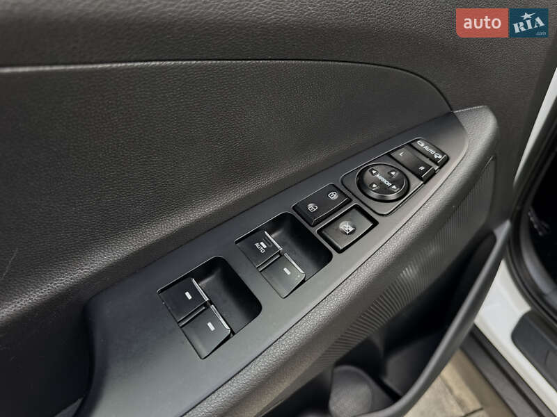 Внедорожник / Кроссовер Hyundai Tucson 2016 в Ивано-Франковске фото 49 Внедорожник / Кроссовер Hyundai Tucson 2016 в Ивано-Франковске