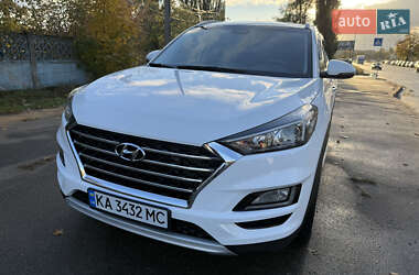 Внедорожник / Кроссовер Hyundai Tucson 2019 в 