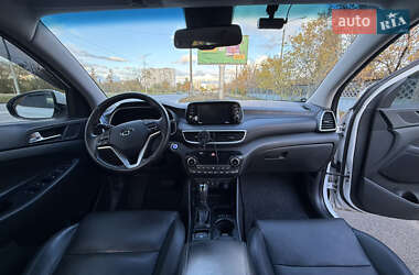 Внедорожник / Кроссовер Hyundai Tucson 2019 в 