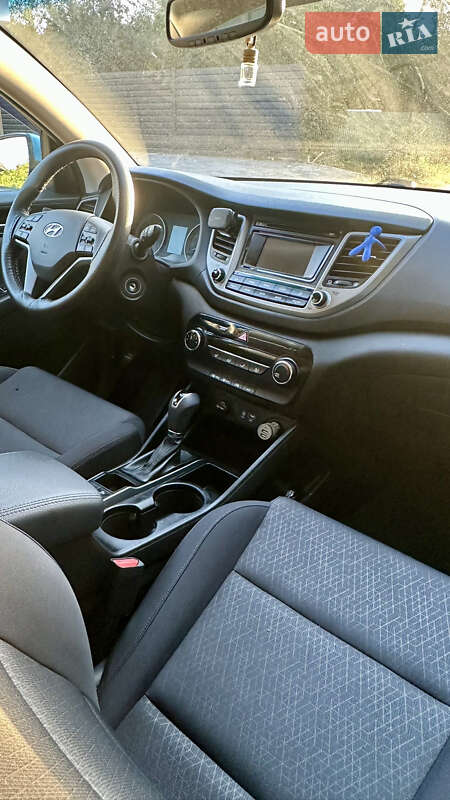 Позашляховик / Кросовер Hyundai Tucson 2017 в Києві
