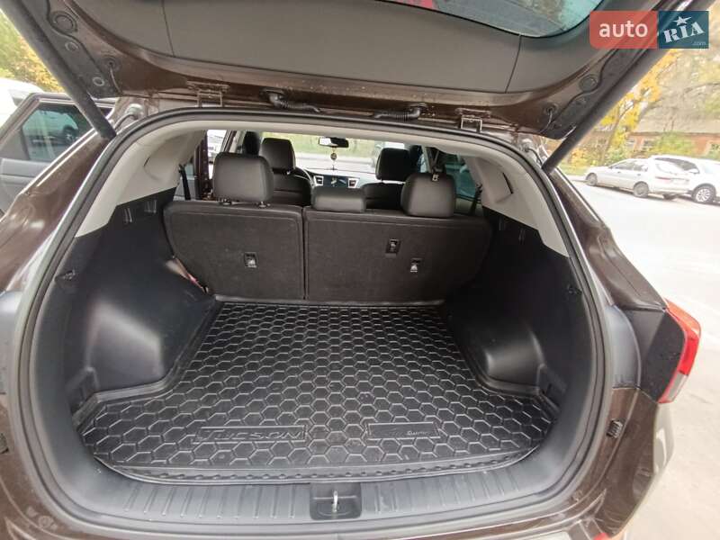Внедорожник / Кроссовер Hyundai Tucson 2017 в Чернигове
