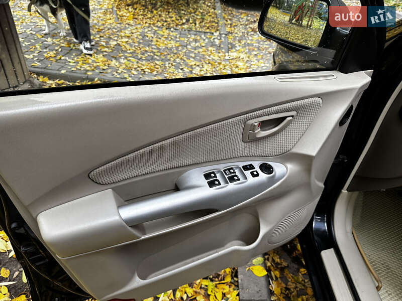Внедорожник / Кроссовер Hyundai Tucson 2006 в Ивано-Франковске фото 9 Внедорожник / Кроссовер Hyundai Tucson 2006 в Ивано-Франковске