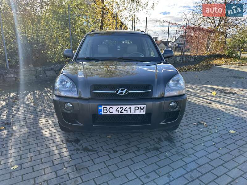 Внедорожник / Кроссовер Hyundai Tucson 2007 в 