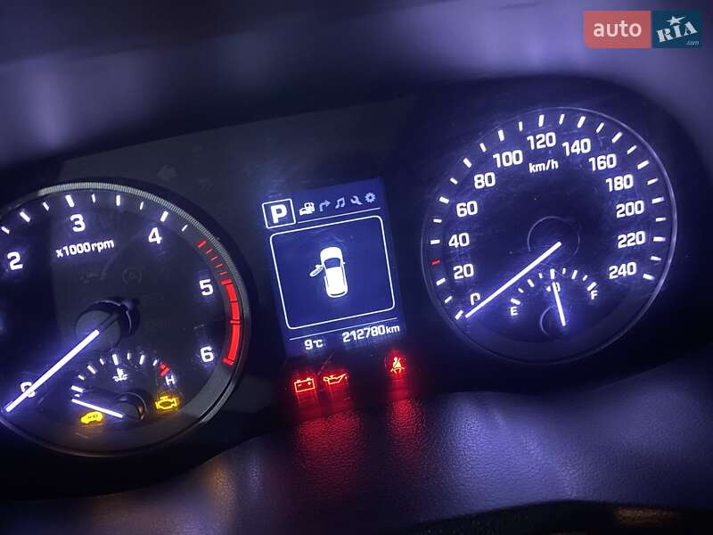 Позашляховик / Кросовер Hyundai Tucson 2017 в Тальному