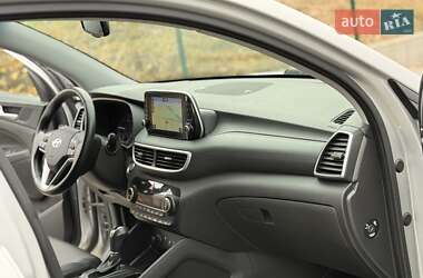 Внедорожник / Кроссовер Hyundai Tucson 2019 в 