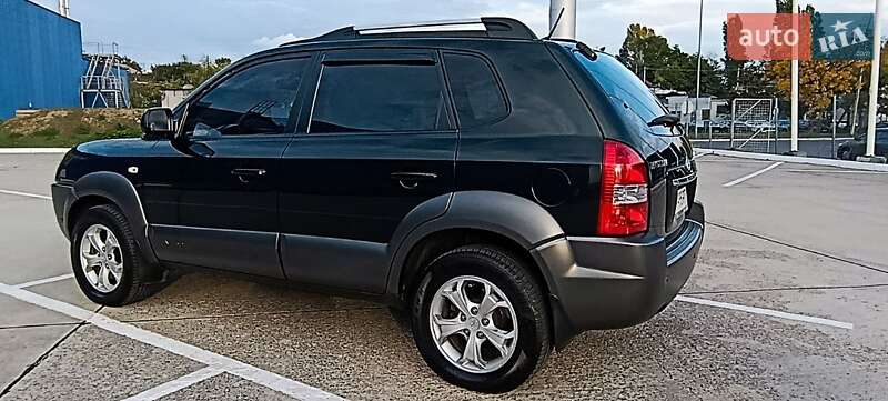 Позашляховик / Кросовер Hyundai Tucson 2008 в Одесі фото 25 Позашляховик / Кросовер Hyundai Tucson 2008 в Одесі