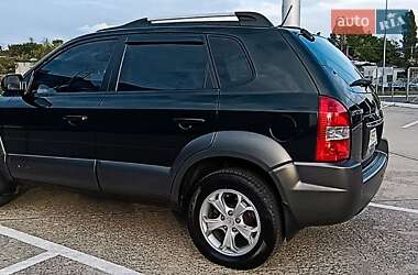 Позашляховик / Кросовер Hyundai Tucson 2008 в 