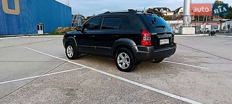 Позашляховик / Кросовер Hyundai Tucson 2008 в Одесі фото 32 Позашляховик / Кросовер Hyundai Tucson 2008 в Одесі