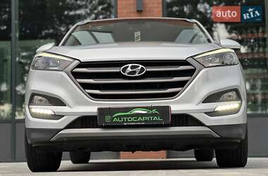 Внедорожник / Кроссовер Hyundai Tucson 2016 в 