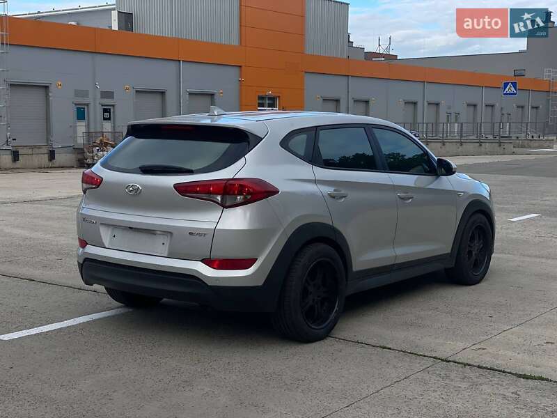 Внедорожник / Кроссовер Hyundai Tucson 2016 в Киеве фото 7 Внедорожник / Кроссовер Hyundai Tucson 2016 в Киеве