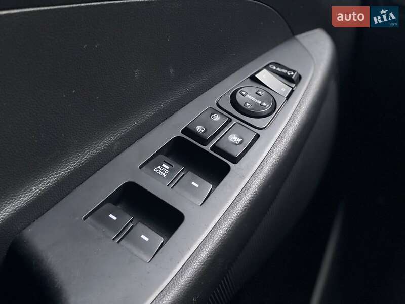 Внедорожник / Кроссовер Hyundai Tucson 2016 в Киеве фото 31 Внедорожник / Кроссовер Hyundai Tucson 2016 в Киеве