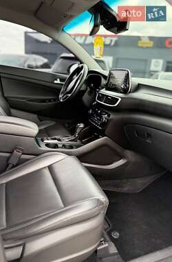 Внедорожник / Кроссовер Hyundai Tucson 2020 в 
