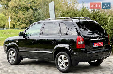 Внедорожник / Кроссовер Hyundai Tucson 2006 в 
