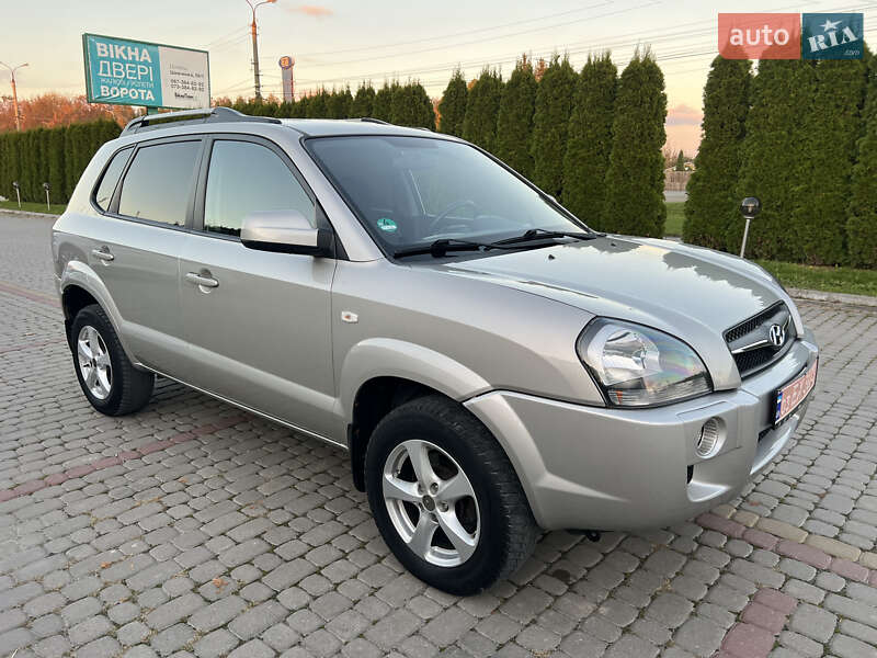 Позашляховик / Кросовер Hyundai Tucson 2008 в Дунаївцях фото 6 Позашляховик / Кросовер Hyundai Tucson 2008 в Дунаївцях