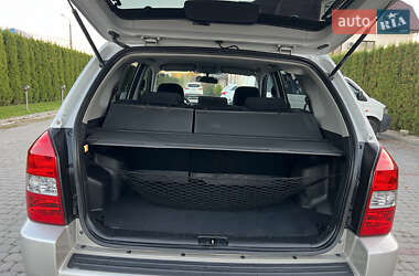 Внедорожник / Кроссовер Hyundai Tucson 2008 в 