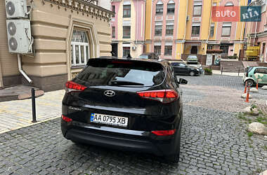 Внедорожник / Кроссовер Hyundai Tucson 2018 в 