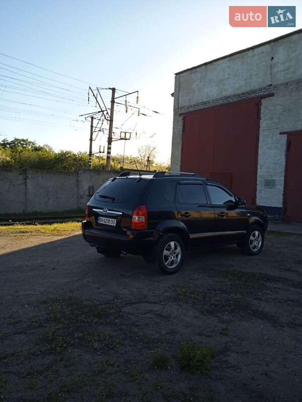 Внедорожник / Кроссовер Hyundai Tucson 2007 в Раздельной