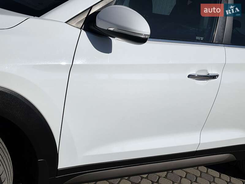 Внедорожник / Кроссовер Hyundai Tucson 2016 в Ивано-Франковске