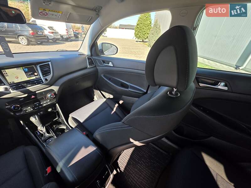 Внедорожник / Кроссовер Hyundai Tucson 2016 в Ивано-Франковске