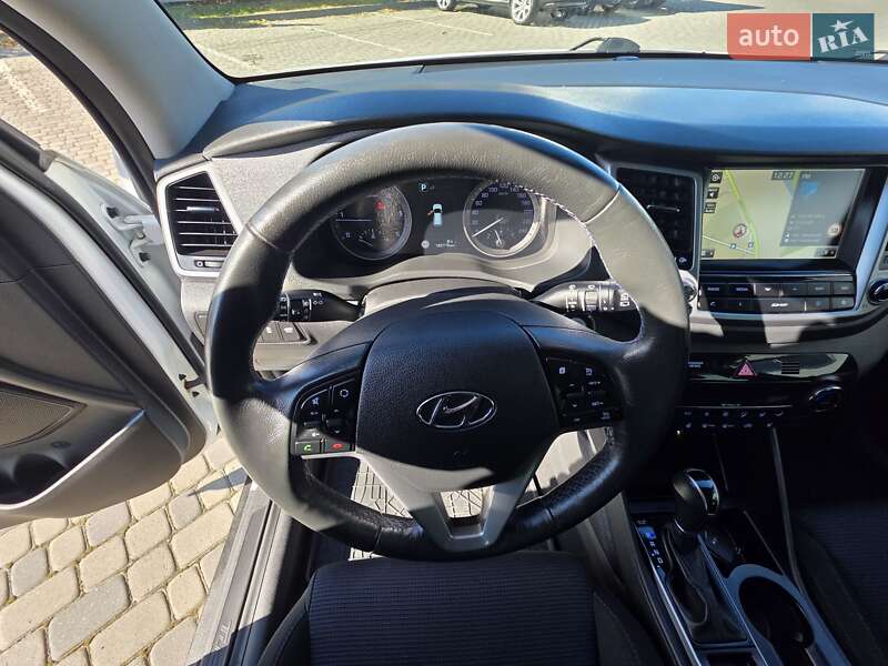 Внедорожник / Кроссовер Hyundai Tucson 2016 в Ивано-Франковске
