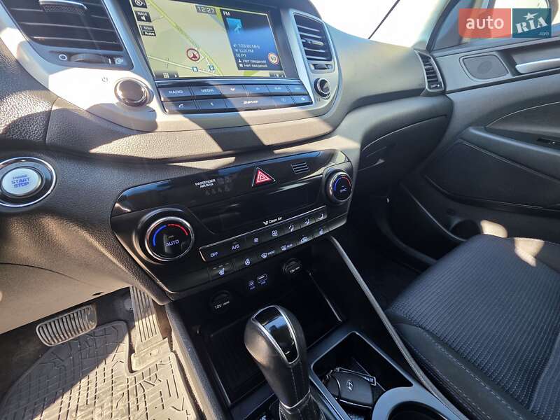 Внедорожник / Кроссовер Hyundai Tucson 2016 в Ивано-Франковске