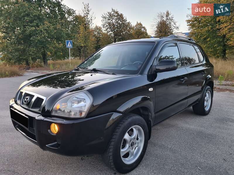 Позашляховик / Кросовер Hyundai Tucson 2006 в Шостці