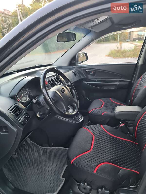 Позашляховик / Кросовер Hyundai Tucson 2006 в Шостці