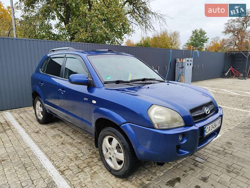Внедорожник / Кроссовер Hyundai Tucson 2004 в Катеринополе фото 9 Внедорожник / Кроссовер Hyundai Tucson 2004 в Катеринополе