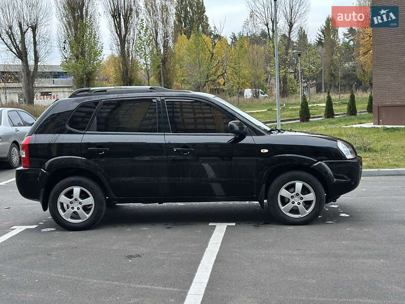 Внедорожник / Кроссовер Hyundai Tucson 2005 в Чернигове
