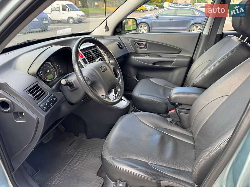 Позашляховик / Кросовер Hyundai Tucson 2008 в Кривому Розі фото 4 Позашляховик / Кросовер Hyundai Tucson 2008 в Кривому Розі