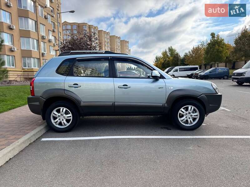 Позашляховик / Кросовер Hyundai Tucson 2008 в Кривому Розі фото 8 Позашляховик / Кросовер Hyundai Tucson 2008 в Кривому Розі