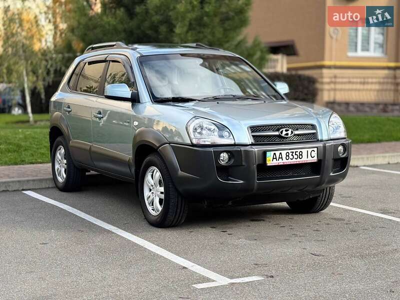 Позашляховик / Кросовер Hyundai Tucson 2008 в Кривому Розі фото 18 Позашляховик / Кросовер Hyundai Tucson 2008 в Кривому Розі