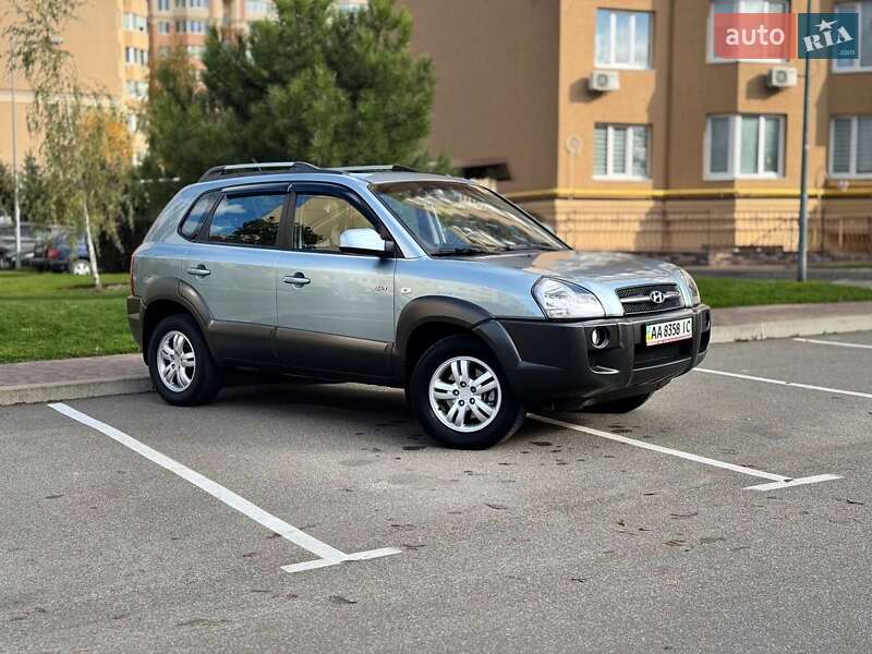 Позашляховик / Кросовер Hyundai Tucson 2008 в Кривому Розі фото 23 Позашляховик / Кросовер Hyundai Tucson 2008 в Кривому Розі