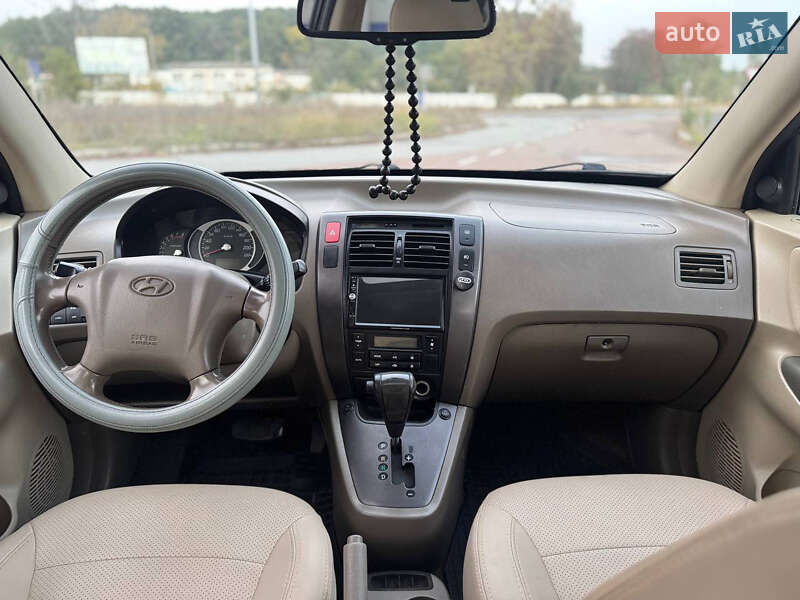 Внедорожник / Кроссовер Hyundai Tucson 2008 в Коростене