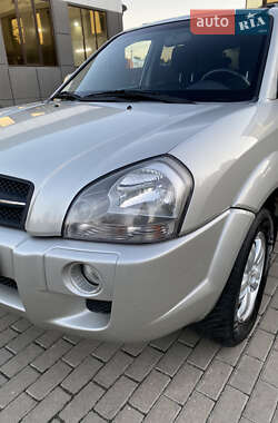 Внедорожник / Кроссовер Hyundai Tucson 2008 в 