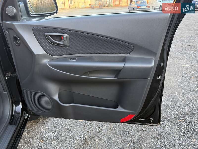 Позашляховик / Кросовер Hyundai Tucson 2009 в Гнівані