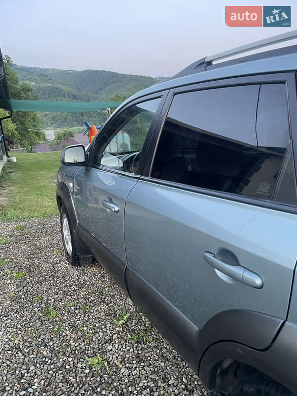 Внедорожник / Кроссовер Hyundai Tucson 2008 в Тячеве фото 3 Внедорожник / Кроссовер Hyundai Tucson 2008 в Тячеве