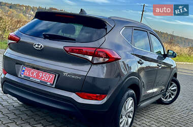 Внедорожник / Кроссовер Hyundai Tucson 2017 в 