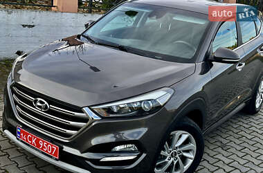 Внедорожник / Кроссовер Hyundai Tucson 2017 в 