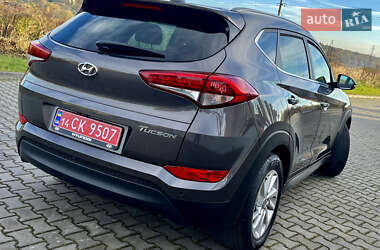 Внедорожник / Кроссовер Hyundai Tucson 2017 в 