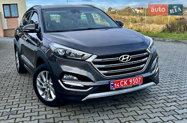 Внедорожник / Кроссовер Hyundai Tucson 2017 в 