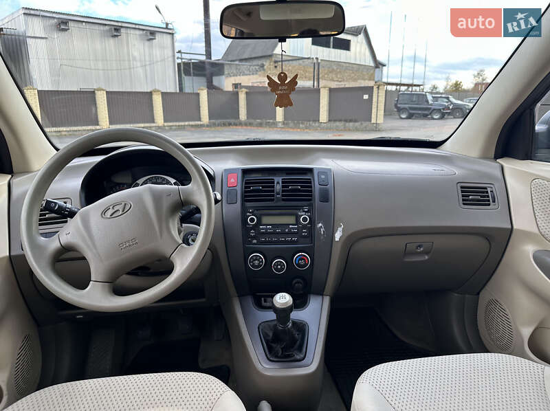 Позашляховик / Кросовер Hyundai Tucson 2009 в Брошневі-Облозі фото 22 Позашляховик / Кросовер Hyundai Tucson 2009 в Брошневі-Облозі