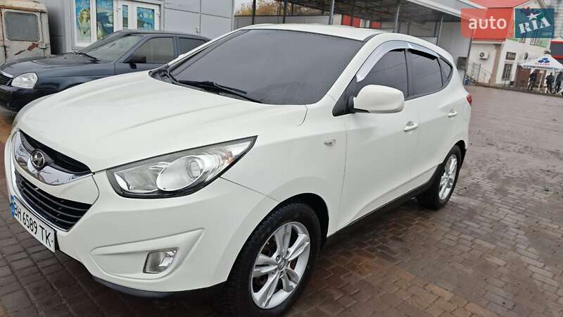 Внедорожник / Кроссовер Hyundai Tucson 2011 в Подольске