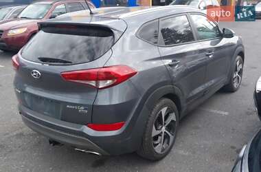 Внедорожник / Кроссовер Hyundai Tucson 2015 в  фото 4 Внедорожник / Кроссовер Hyundai Tucson 2015 в