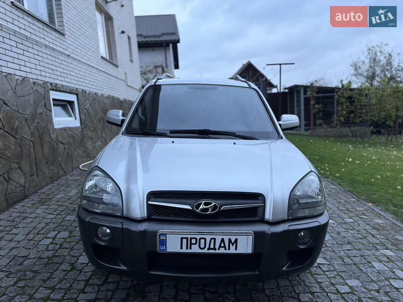 Позашляховик / Кросовер Hyundai Tucson 2010 в Вінниці фото 3 Позашляховик / Кросовер Hyundai Tucson 2010 в Вінниці