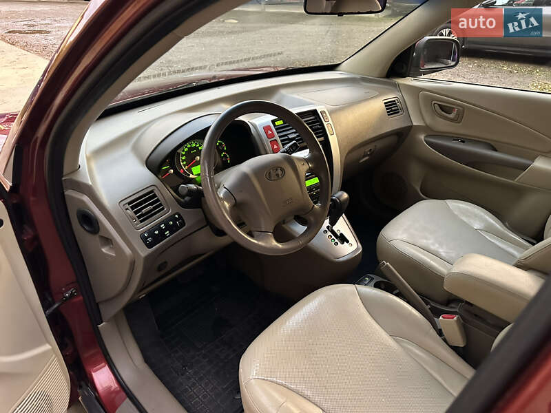 Внедорожник / Кроссовер Hyundai Tucson 2008 в Черновцах